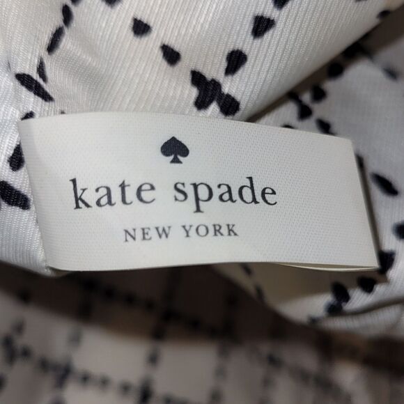 Kate Spade New York, Mint Green Newbury Lane Briar Leather Tote. - Picture 10 of 10